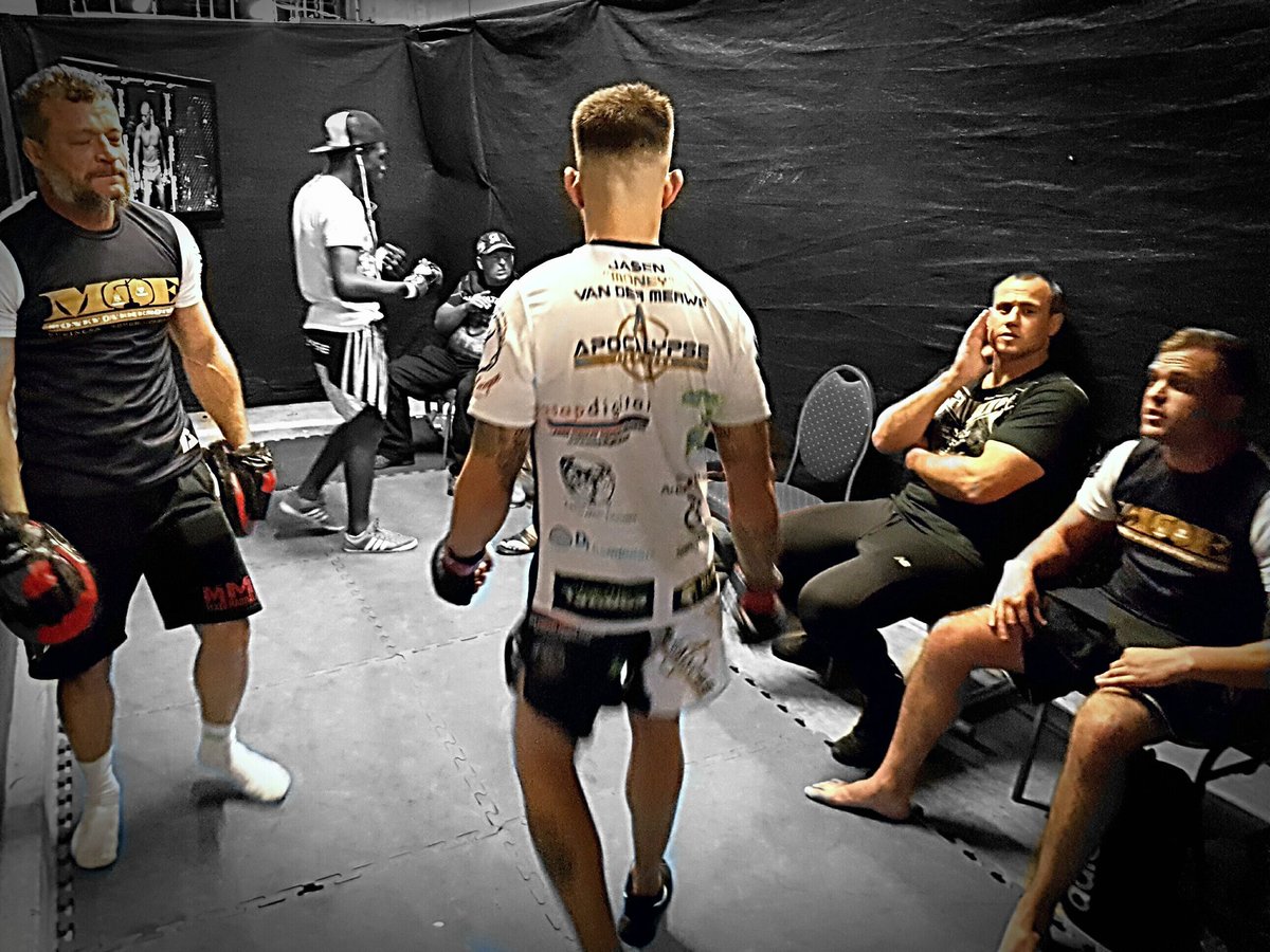 #mma #team #family #bjj #wrestling #grappling #kickboxing #boxing <a href="/ProLeagueFight/">Pro League</a> <a href="/EFCworldwide/">EFC Worldwide</a> @Marcel00Els <a href="/LombardSakkie/">Isak Lombard</a> <a href="/RuanFANGZZPotts/">Ruan Potts</a>