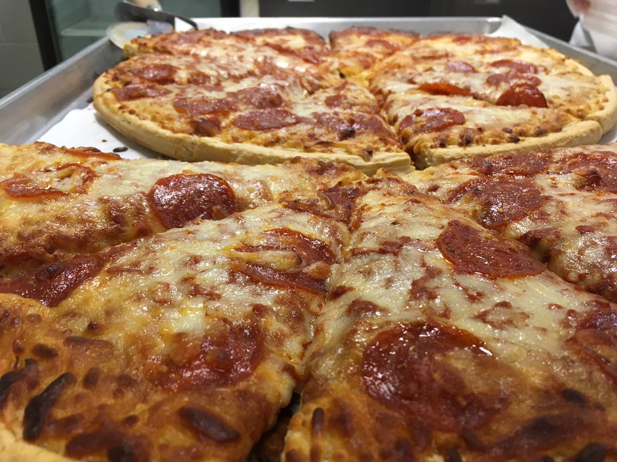 CCSDGaSNP's tweet image. The students at @cvgrizzlies taste tested and gave feedback on a new pizza for the upcoming school year!  🍕#StudentTested #SchoolPizza