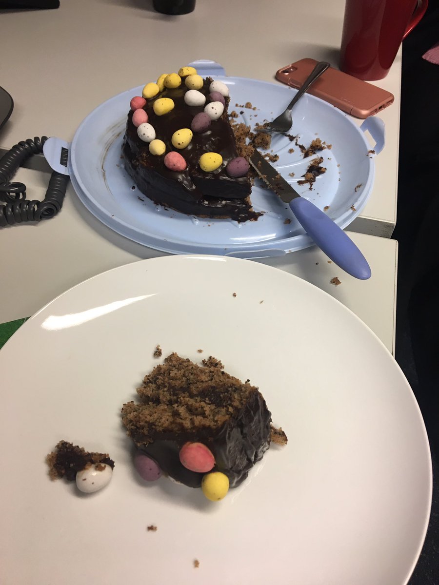 DtPops's tweet photo. A little easter treat for the team this morning 🐥🍰 #easter #chocolatecake https://t.co/qArytU5IPT