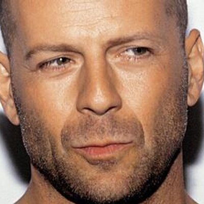 Happy 33rd Martian Birthday Bruce Willis!  Remessage 