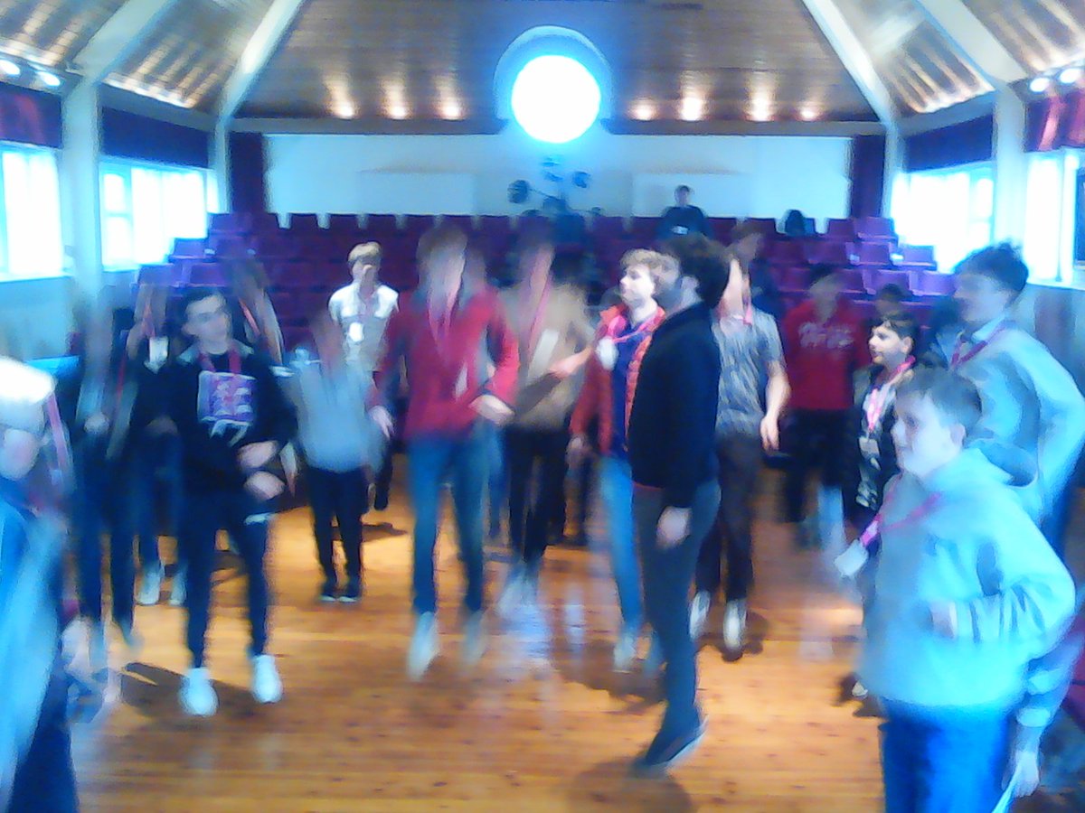 natyouthchoir's tweet photo. Training Choir - The Boys warming up with Alistair #nycgbSpring17 https://t.co/f66gYQZA2l