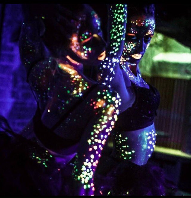 HarbyDolls's tweet photo. Our stunning unique neon ballet performers #events #corporate #galadinners #weddings #privateparties #entertainment #shows #harbydolls https://t.co/AQMD0socD7