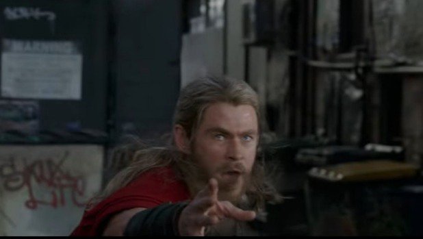 ManaMagazineNZ's tweet photo. ICYMI, @TaikaWaititi hid a Hunt For The @Wilderpeople Easter egg in the latest Thor Ragnarok trailer 😂 https://t.co/TMh1MBupeB