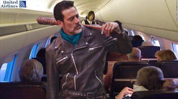 BLACKorNOTHING_'s tweet photo. @united #UnitedAirlinesAssault  not flying with them ever again https://t.co/A9VEfyzBU7