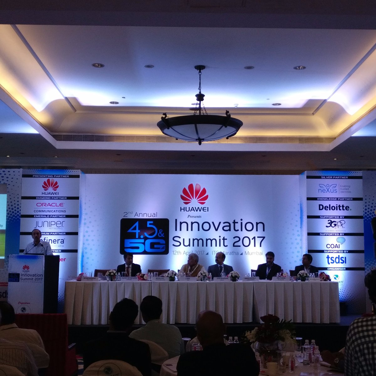 NexgenConferen1's tweet image. Inaugural Session Speakers. @shyammardikar @itexpert @VivekOracleComm @neerajroy #PankajKitchlu @JadumaniJ #DineshSingh