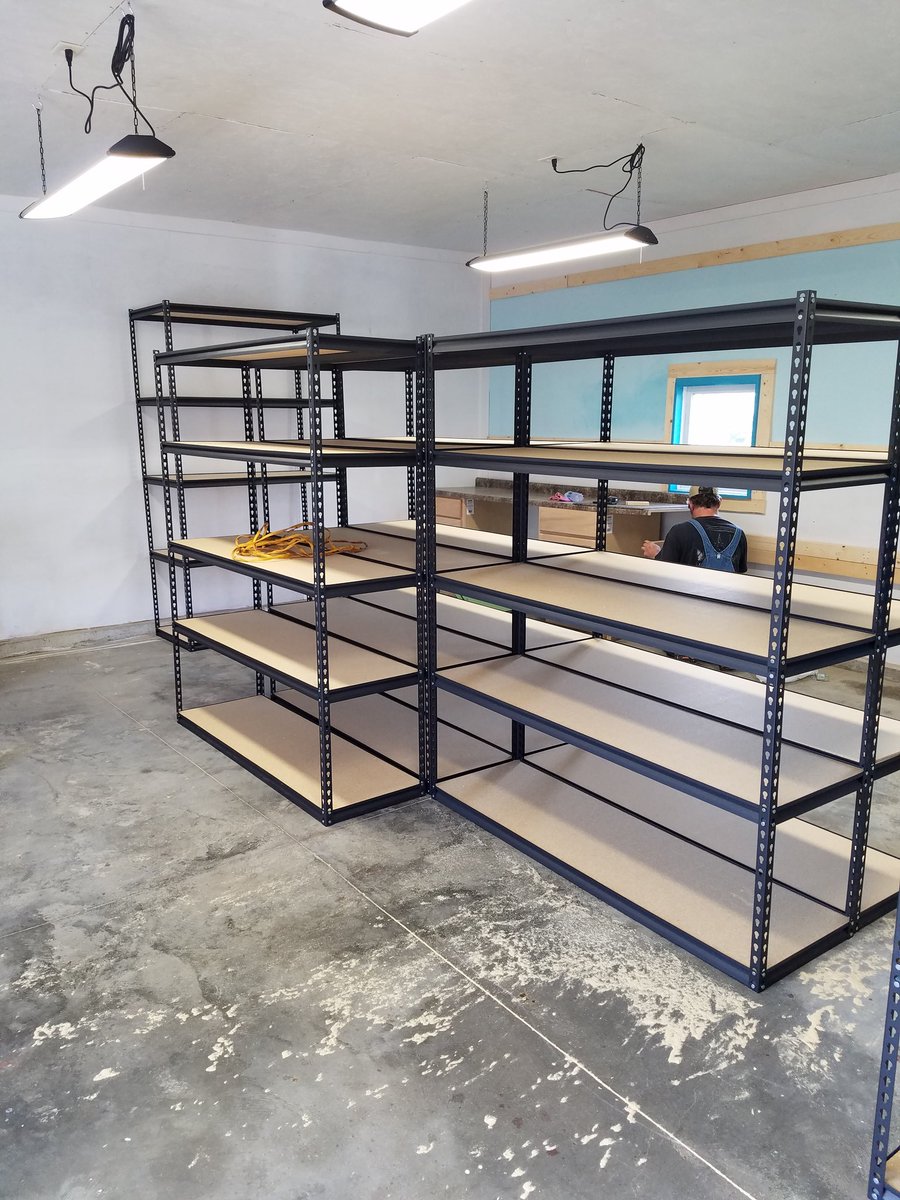 MyPunkBroidery's tweet photo. New shop is coming together... https://t.co/ffBeH0NvSL