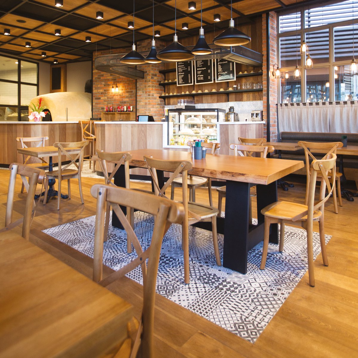 sandalyecigloba's tweet photo. Comfy, trendy and contemporary…
#BelloChair #ForestTable #SandalyeciChairs #SandalyeciTrends #RestaurantDesign
#AcıbademUniversity https://t.co/yZaThFTiAP