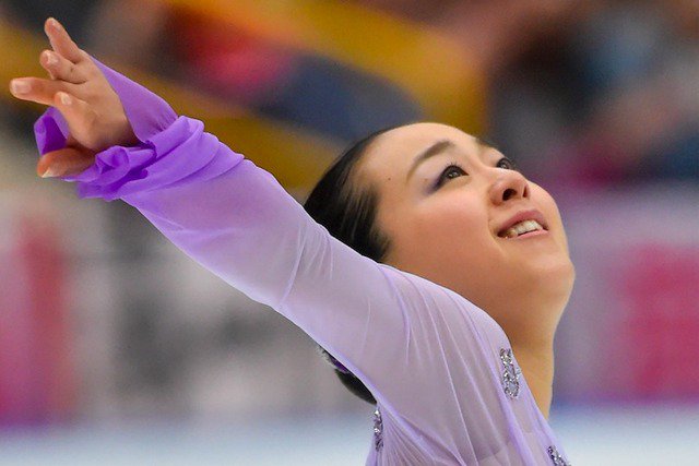 cyclestyle_net's tweet photo. 浅田真央、ソチ五輪を引退会見で振り返る「もう日本に帰れないというような辛い思いをしました」
https://t.co/DqKzbgdYdF

#スポーツ #浅田真央 #ソチ五輪 #引退会見 https://t.co/tu49mS7mh4
