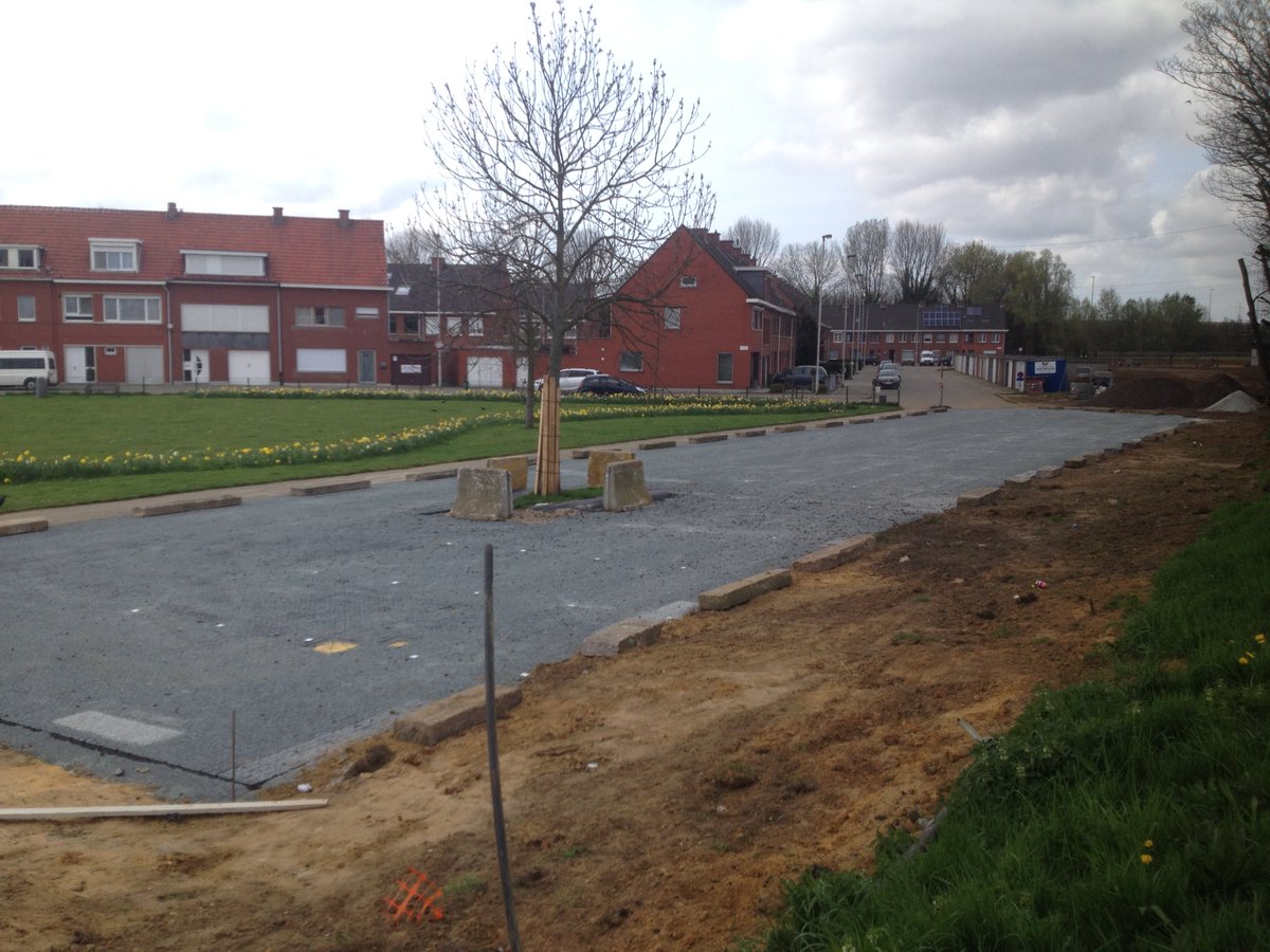 2180_Ekeren's tweet photo. Werken #Kloosterstraat #Ekeren: Minder-hinder-parking Schepelstraat is open. https://t.co/P7uwQIu04Y