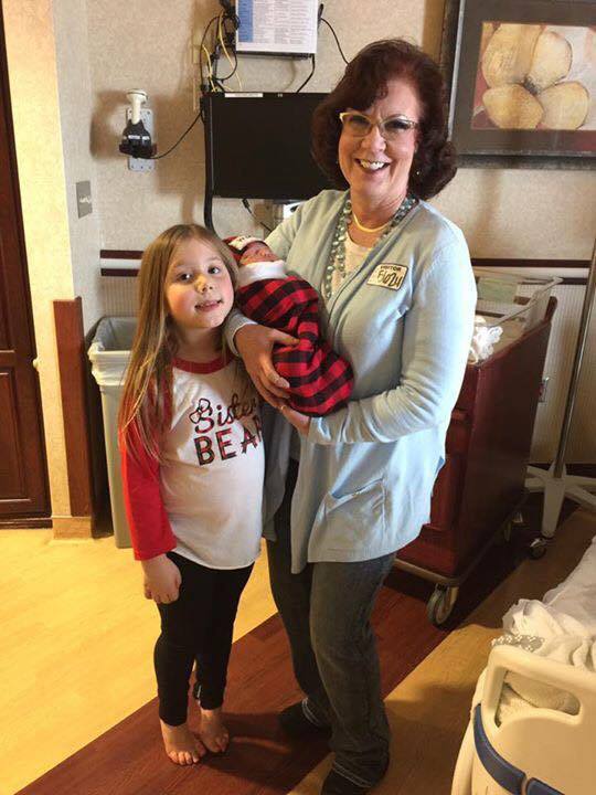 TM2MTV's tweet image. Mary, Aubree, and Watson #TeenMom2