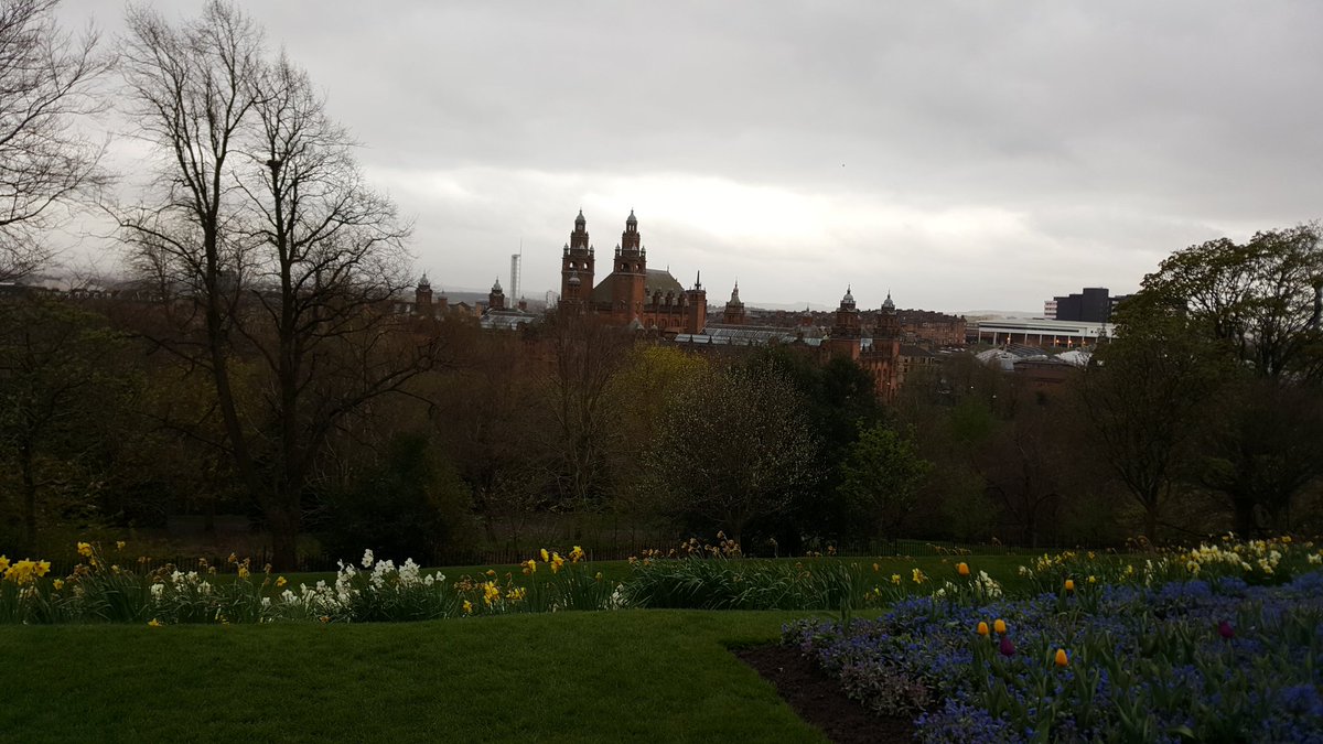 dmayers340's tweet photo. What a difference a day makes. #Scotland @KelvingroveArt https://t.co/XSSqOQmTRr