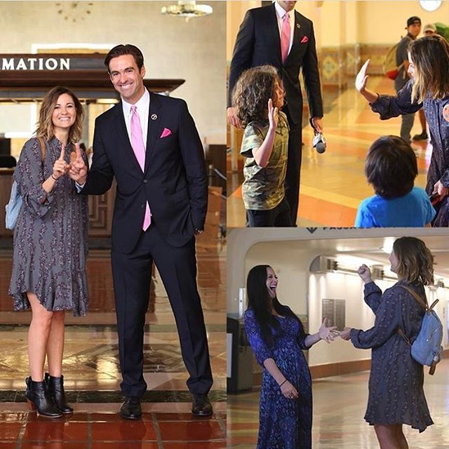 unionstationla's tweet photo. @abc7elex spent the day with @HELPthe11th spreading smiles and surprises at @unionstationla! @ABC7 https://t.co/VFvo2WnYpA