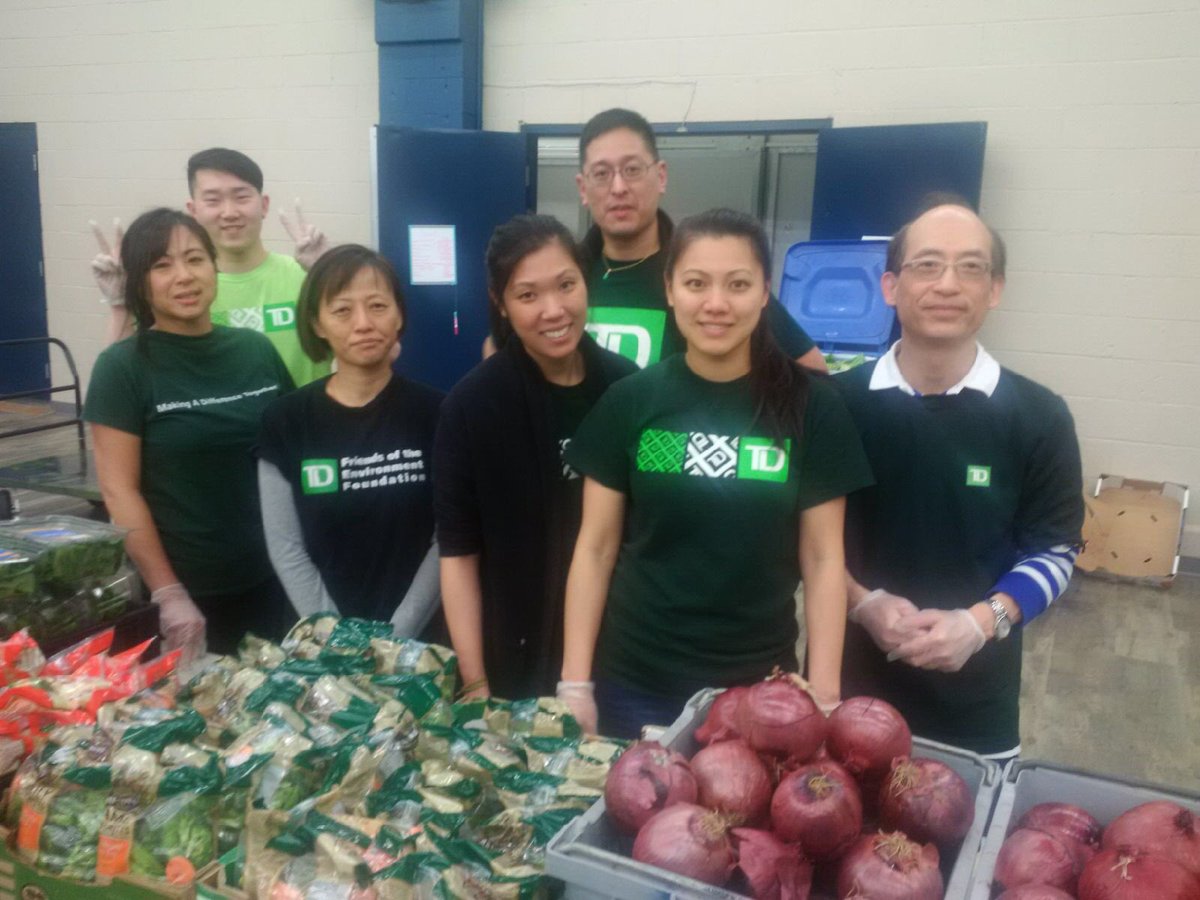juleshui_td's tweet photo. @CityReachCares for the food for family program! #CommunityMatters @JuliaKelly_TD @RexC128 https://t.co/Ex3C2hEh8X