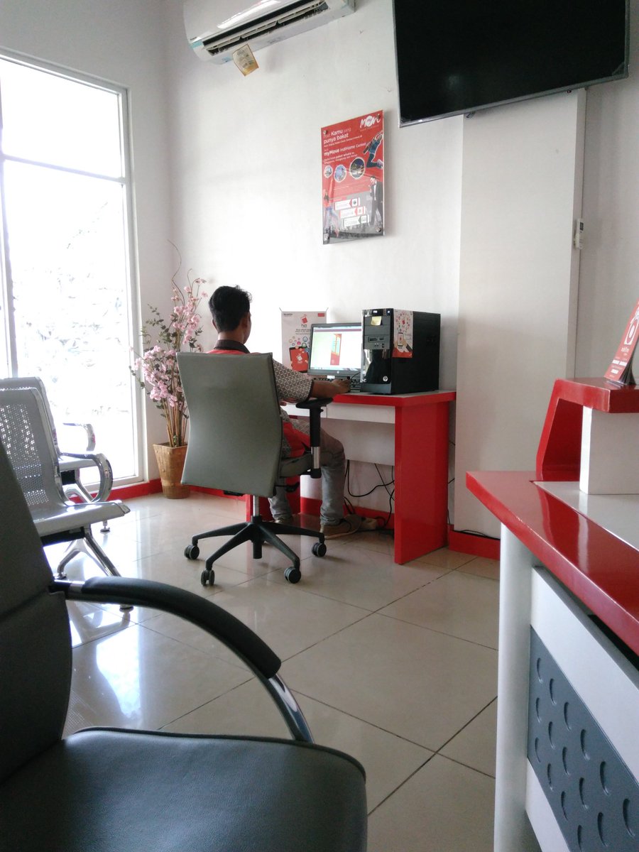 TedyYudiar's tweet photo. Mau berwira usaha ada ilmunya di PaDi
Kaya mas yg ini sedang nyari ilmunya
@Synergy_Telkom #bumnhadiruntuknegeri #paditreg2 #witel banteb https://t.co/stcpGhKqAn