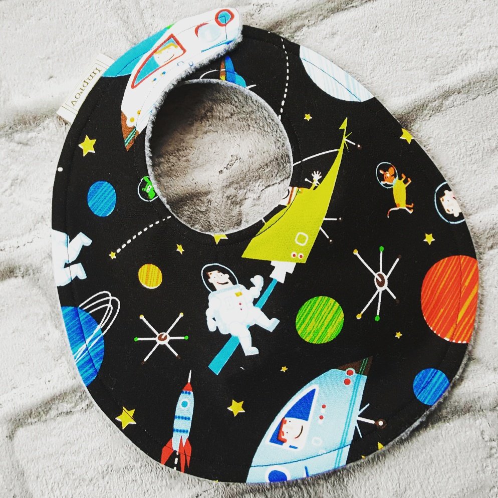 Check out this fun new #dribblebib etsy.com/uk/listing/524… #etsy #FlockBN #earlybiz #uksopro #bizmums #rt #womaninbiz #twittersisters