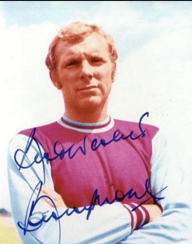 Happy Birthday Bobby Moore  would have been 76 today. 