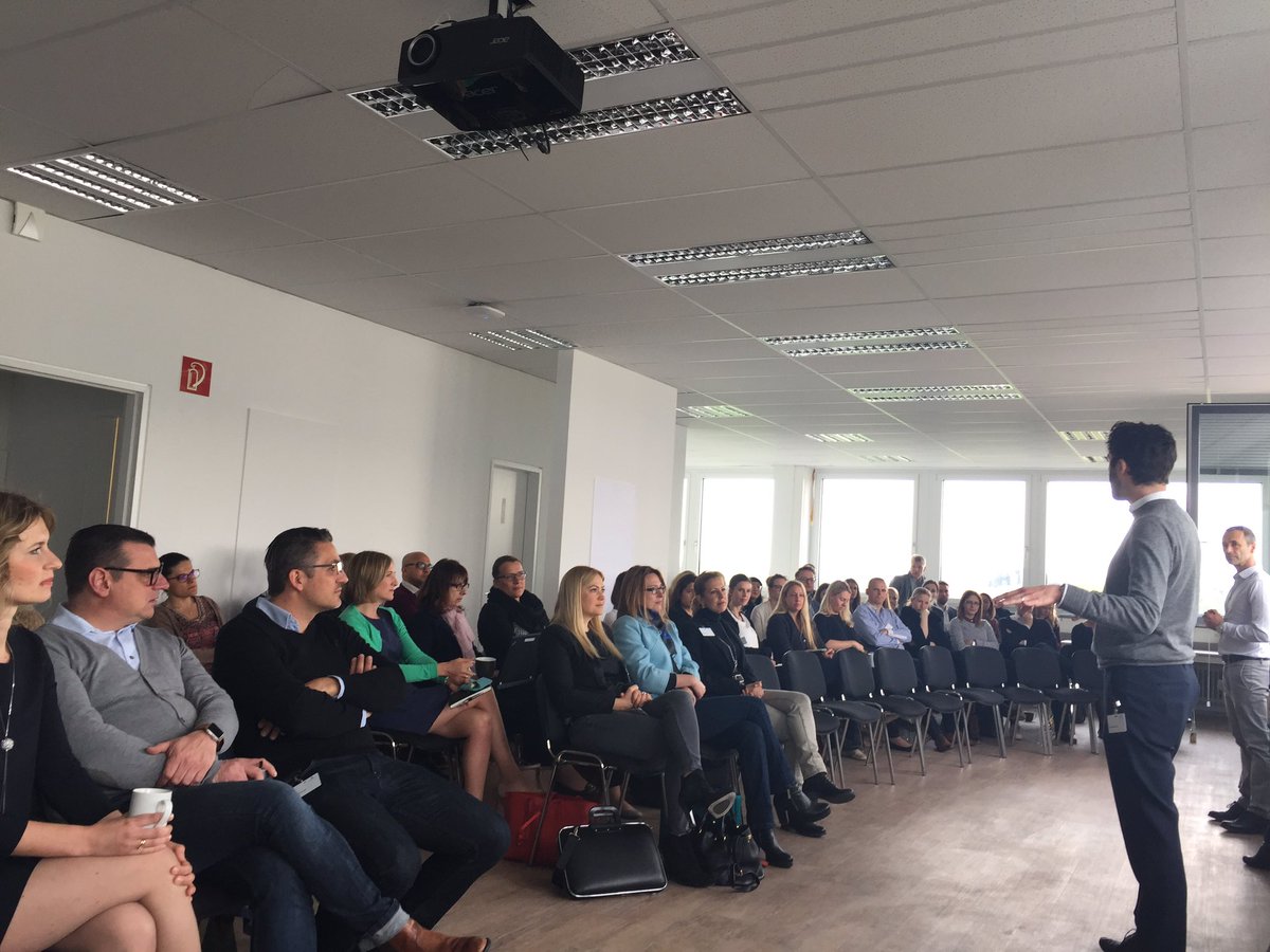 Caroline2506's tweet photo. Enablement session - pitching for business #onegpj #impactfactory https://t.co/ls1dfPG48c