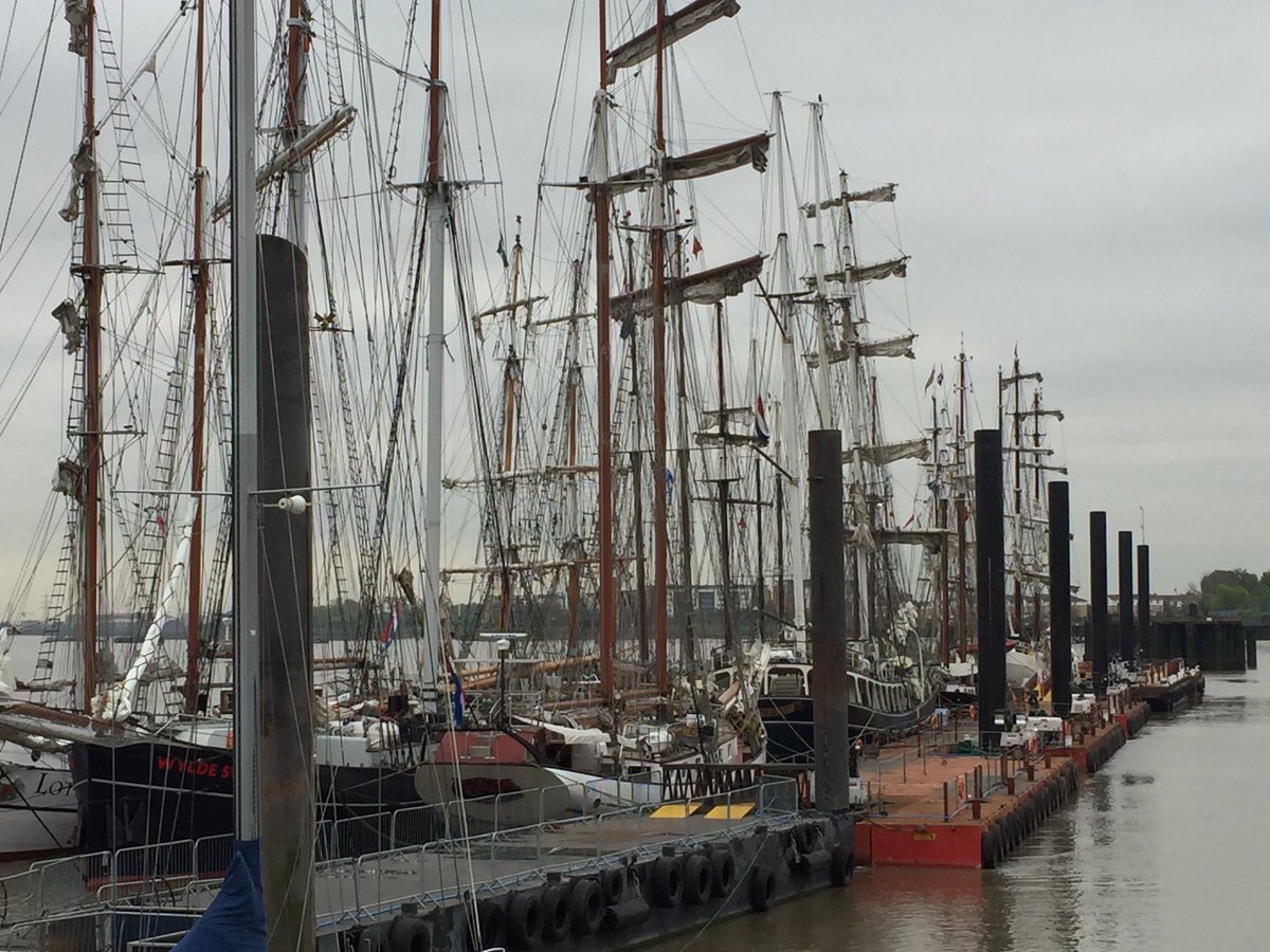 carolkirkwood's tweet photo. And here are the Tall Ships at Woolwich Pier in all their glory. Magnificent @BBCBreakfast @bbcweather xxx https://t.co/6SzRJJO7CX