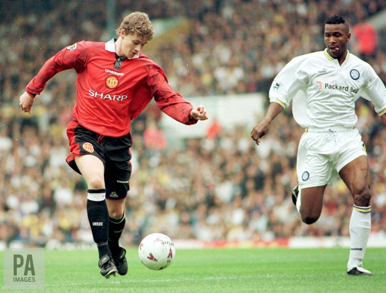 Happy birthday to Leeds legend Lucas Radebe - 48 today    