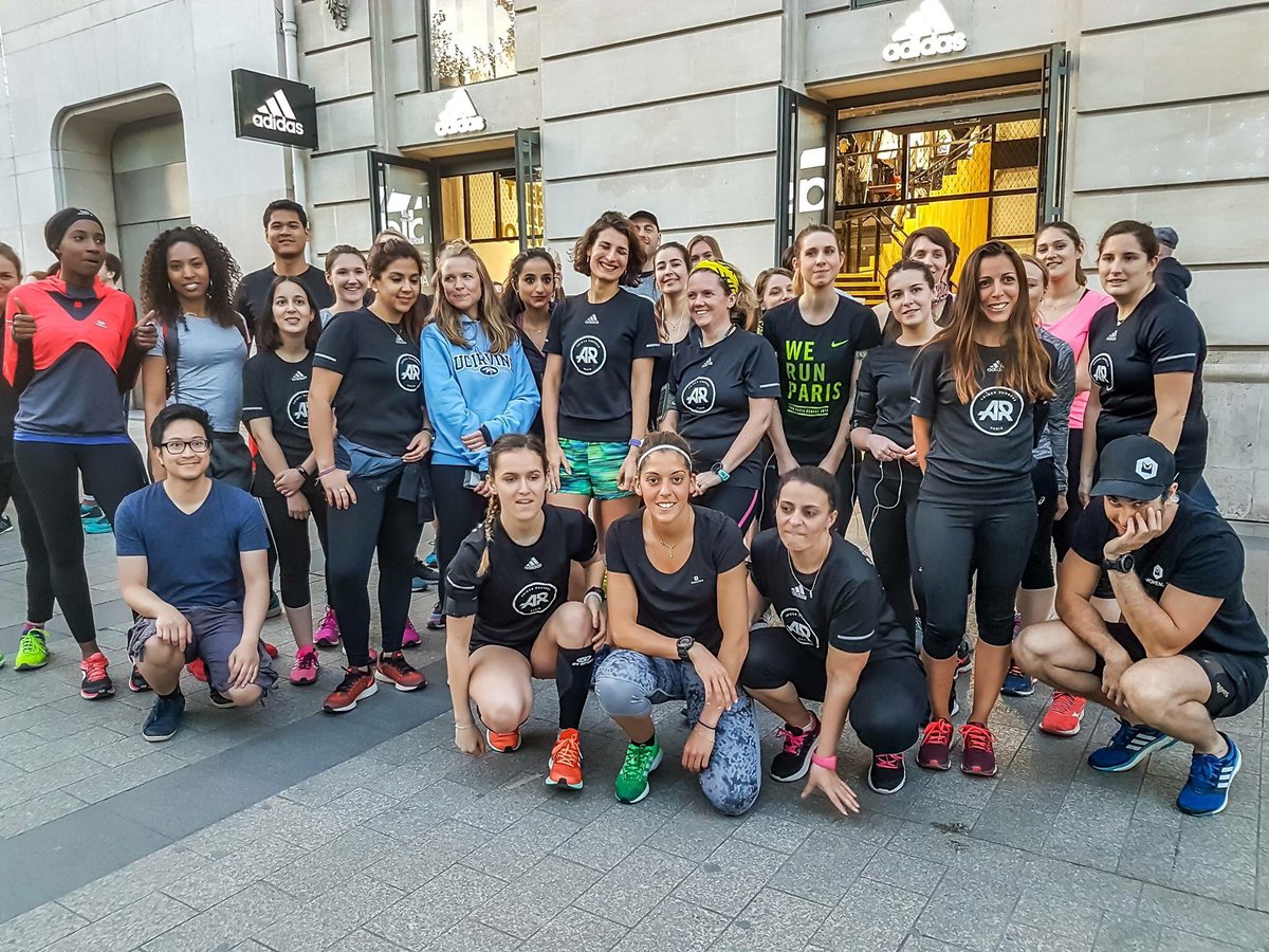 Liloo_run's tweet photo. Run #103 @ARChampsElysees boucle 8km louveteaux #whyirunchampselysees #whyirunparis https://t.co/onf6G8yTbS