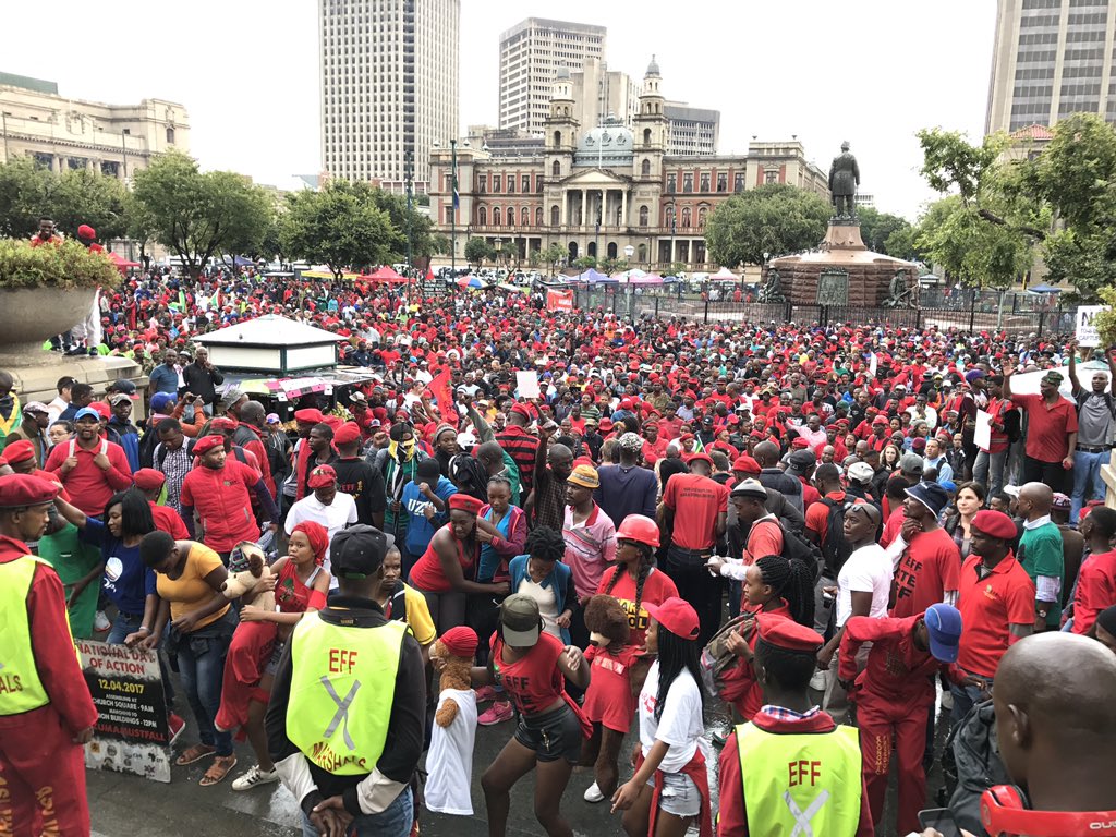 ewnreporter's tweet photo. #DayofAction Church Square. BB https://t.co/eoBuAsPdTc