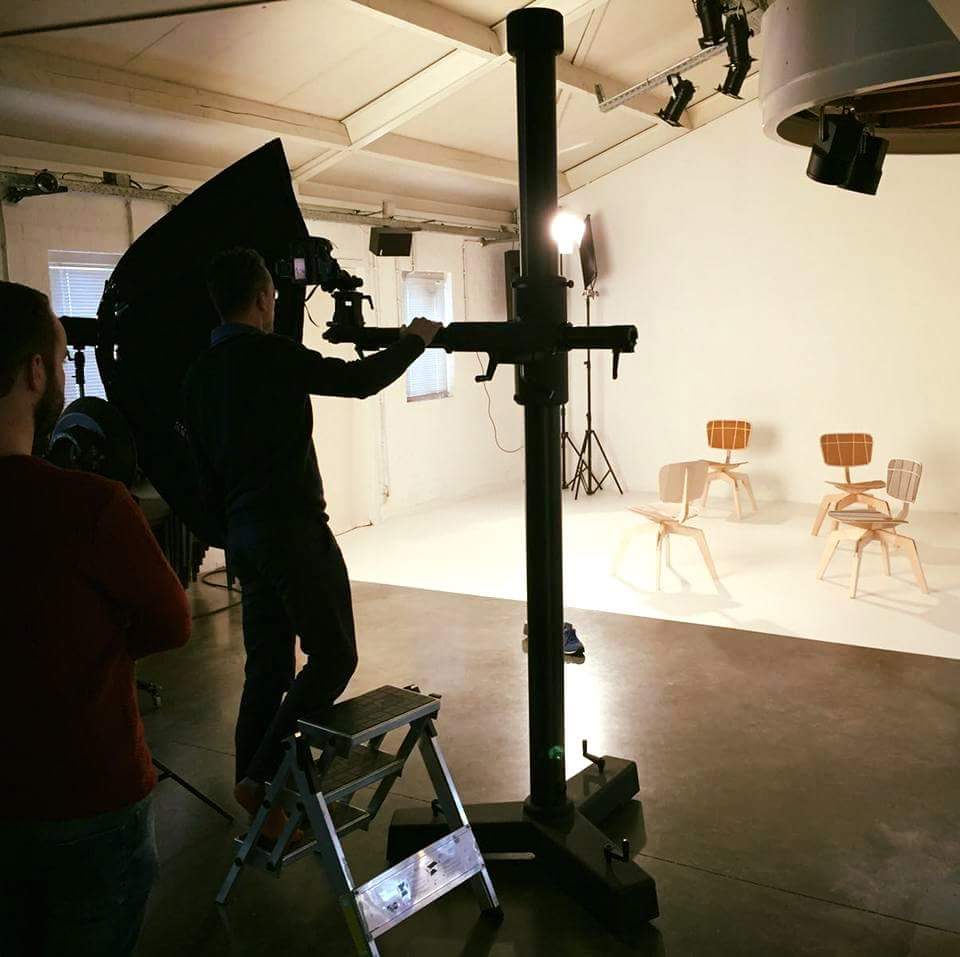 JeursenDesign's tweet photo. Sneak Peek #fotoshoot #craneseat @RenevanderHulst  @vtwonen @JeursenDesign #youngtalent #design #dutchdesign #furniture #chair #arts #craft https://t.co/z68REM5W7d