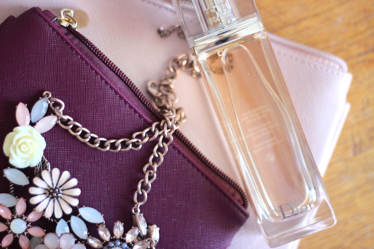 My_Perfume_Shop's tweet photo. Lovely review up on @LaBelleBlogZA: https://t.co/LT6E6ow7P7 #perfume #fragrances #dior #dioraddict #bblogger #scents #perfumeshop #perfumes https://t.co/ryUnocMESn