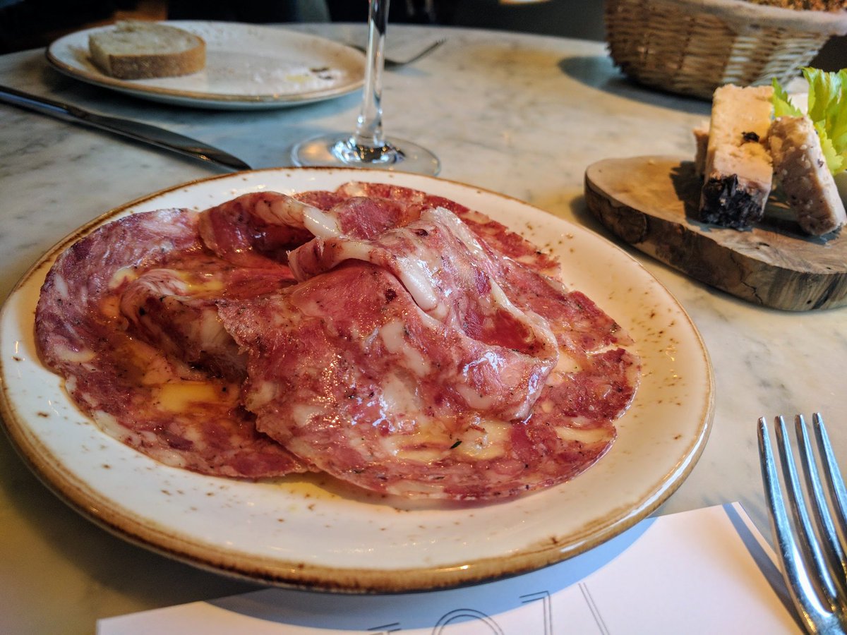 bswud's tweet photo. Last week I went to @ToziRestaurant in Victoria and had a lovely meal. I reviewed it for @ImALondonerUK https://t.co/wxMEmFNsMS https://t.co/BZu740eJ6H