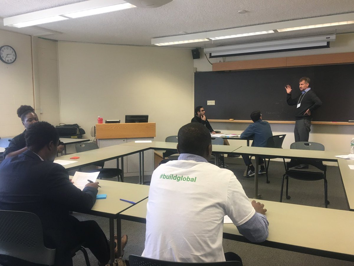 WiljeanaGlover's tweet photo. @mgh Dr. Firth's #globalhealth challenge tackled by #babson #students @LewisInstitute #buildglobal @kletjianfdn https://t.co/aVZPTXe3au