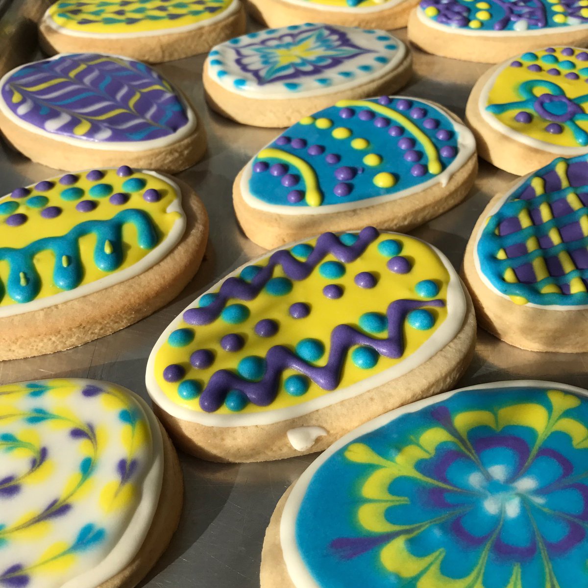 billysbakerynyc's tweet image. Easter egg sugar cookies on deck at our Chelsea store #EasterPrep