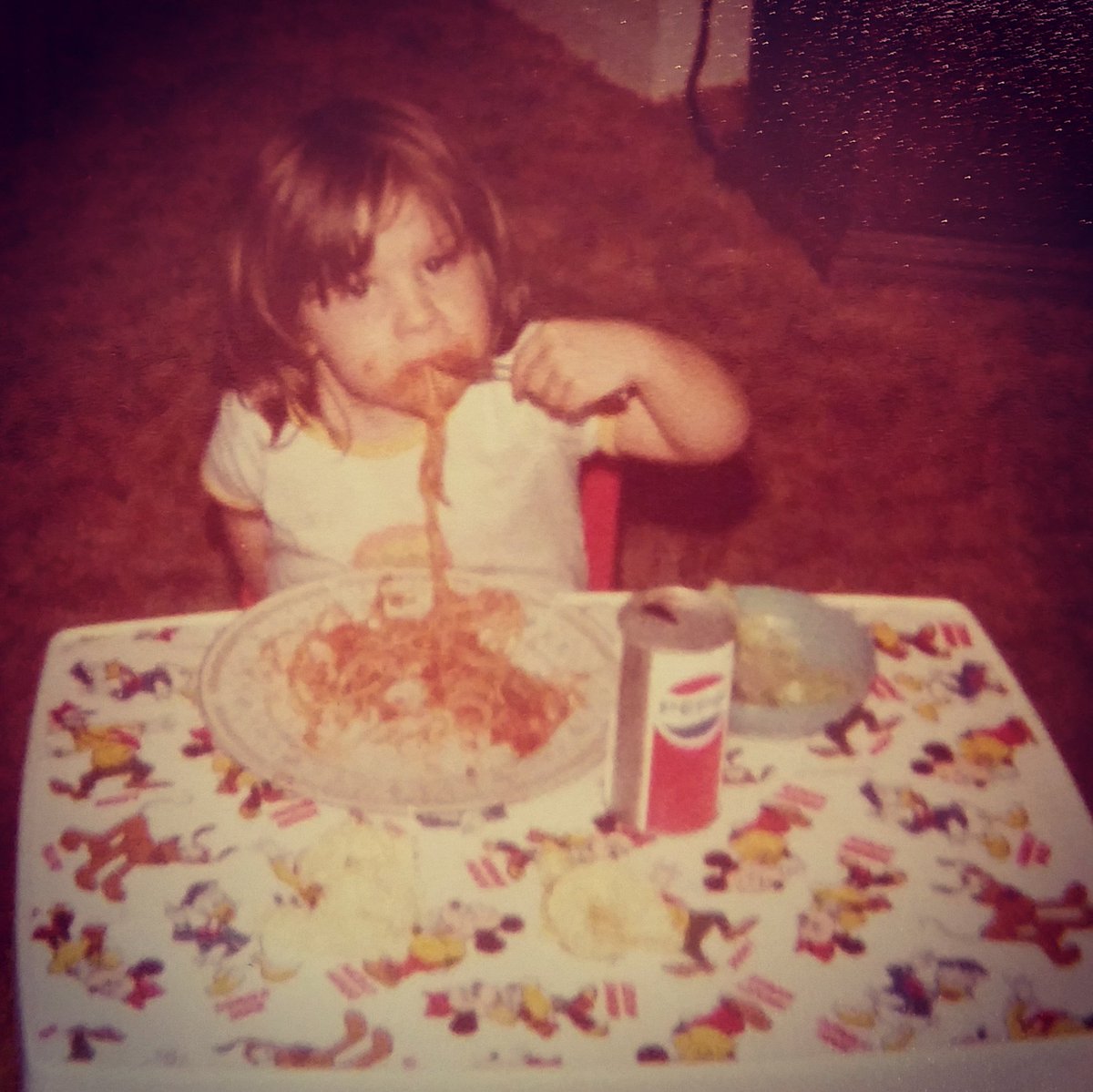 callme_commish's tweet photo. Happy #NationalOnlyChildDay because really, you can't duplicate this. #onlychildday #nosiblingsneeded #perfectionthefirsttime https://t.co/pxhfsC8MQZ