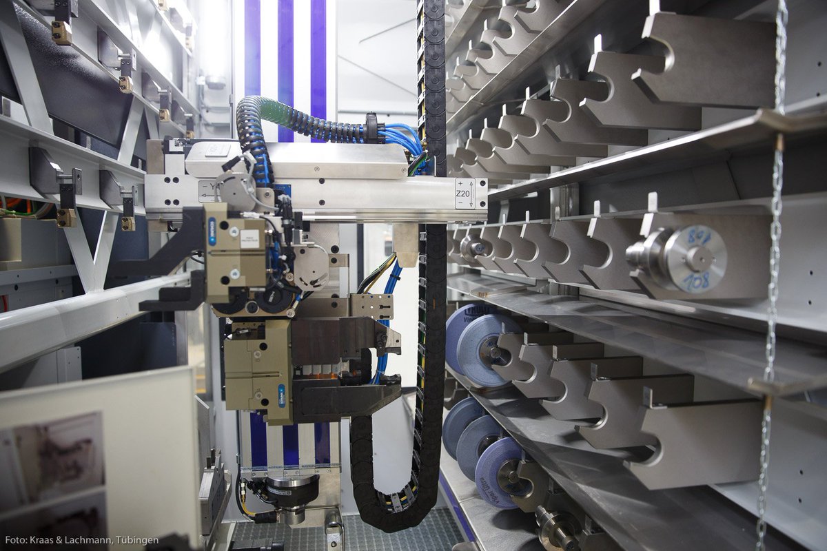 multigrind's tweet image. Weltpremiere!
Haas zeigt auf der #GrindDate (27.-29.4.) ein #Werkzeugmagazin mit 70 Plätzen. Infos: t1p.de/9g8l
@m_und_w @fdpw