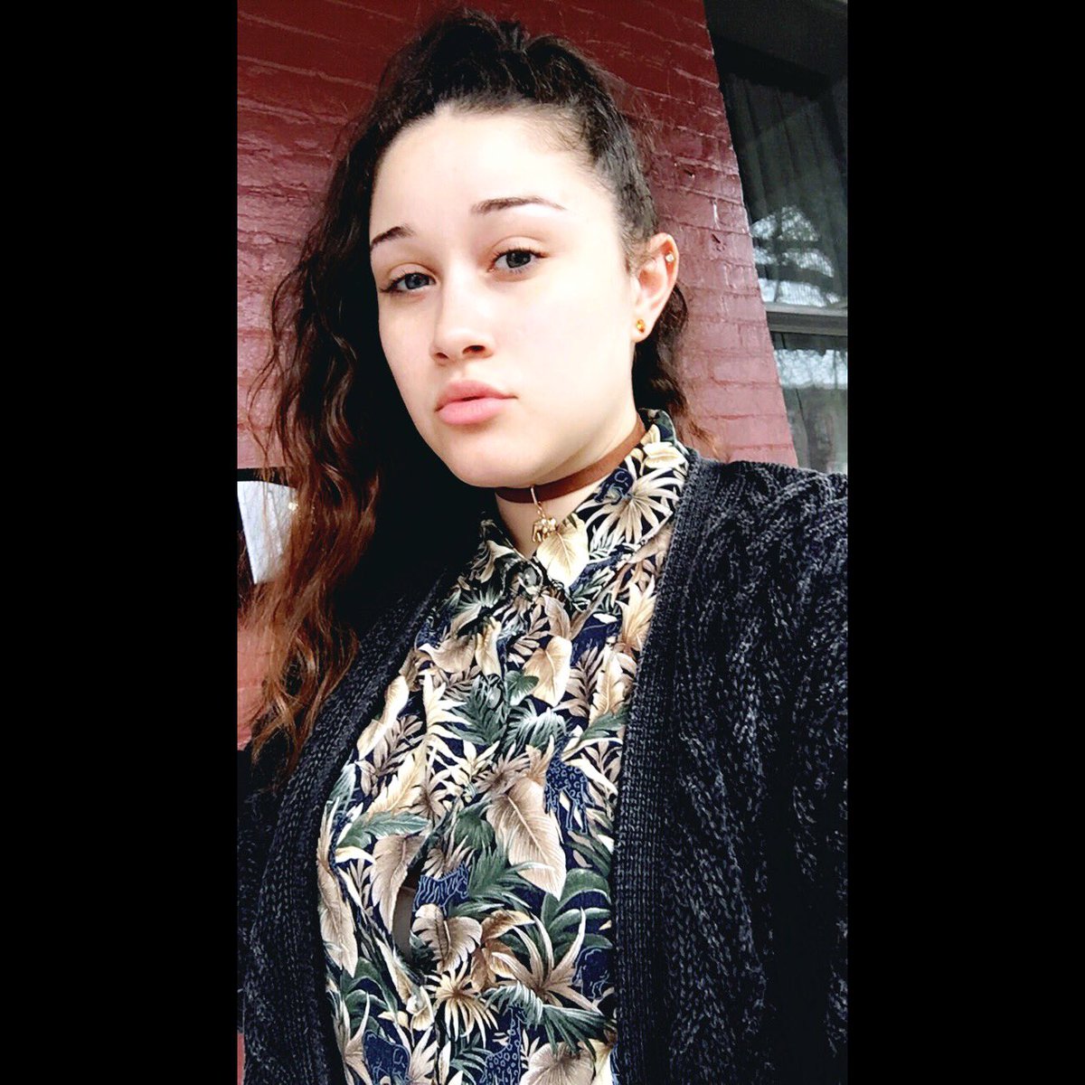 Little_Foots17's tweet photo. What good is living a life you've been given if all you do is stand in one place 🐘#RecycledLook 🐆 #Wednesday's 🦍 https://t.co/xQBSROy4rW