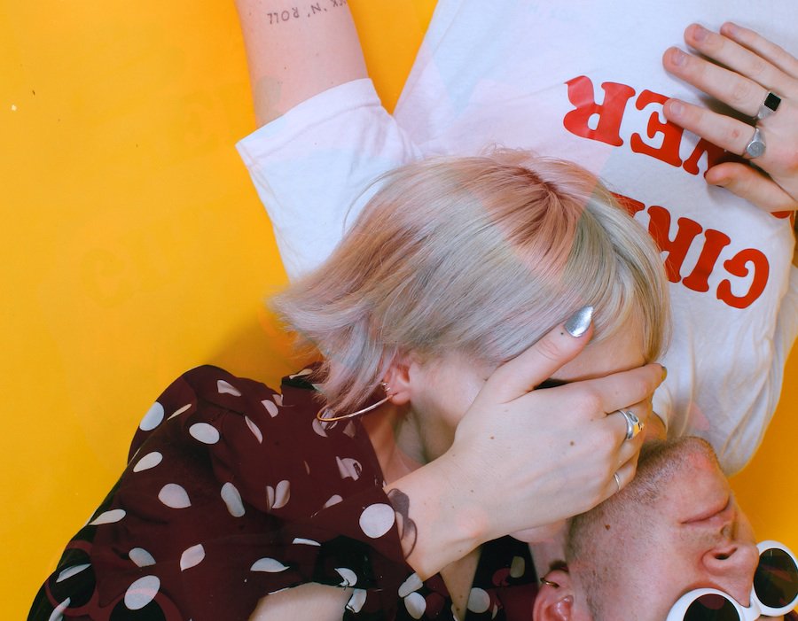 .<a href="/dumbloverslove/">Dumb Lovers</a> impress w/ new cut 'Oscar' - clinical synths and Cocteau Twins-esque vocals... clashmusic.com/news/premiere-…