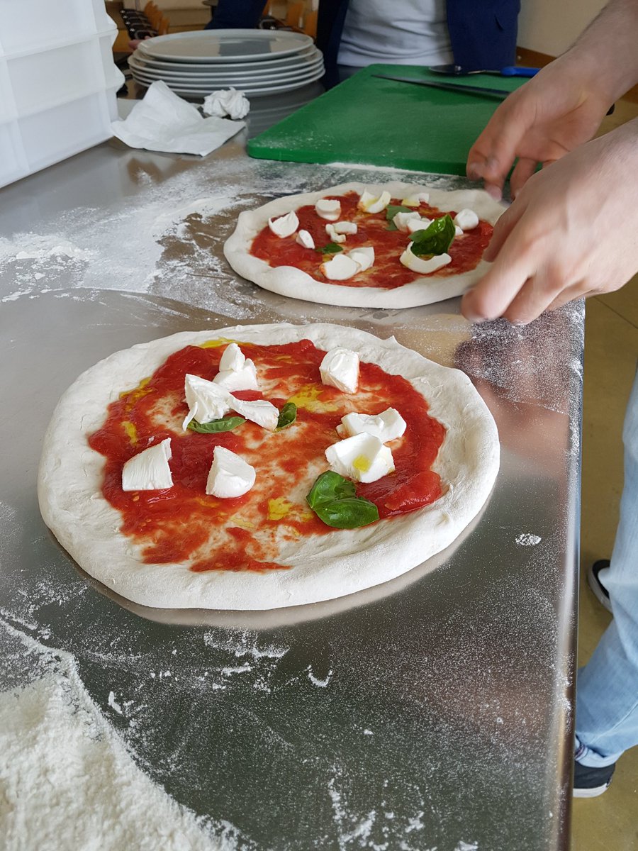 GiulioDelitalia's tweet photo. Pizza Time #petra #biologic #stoneground #flour #light #digestable #authentic #quality https://t.co/M6iWQLp40S