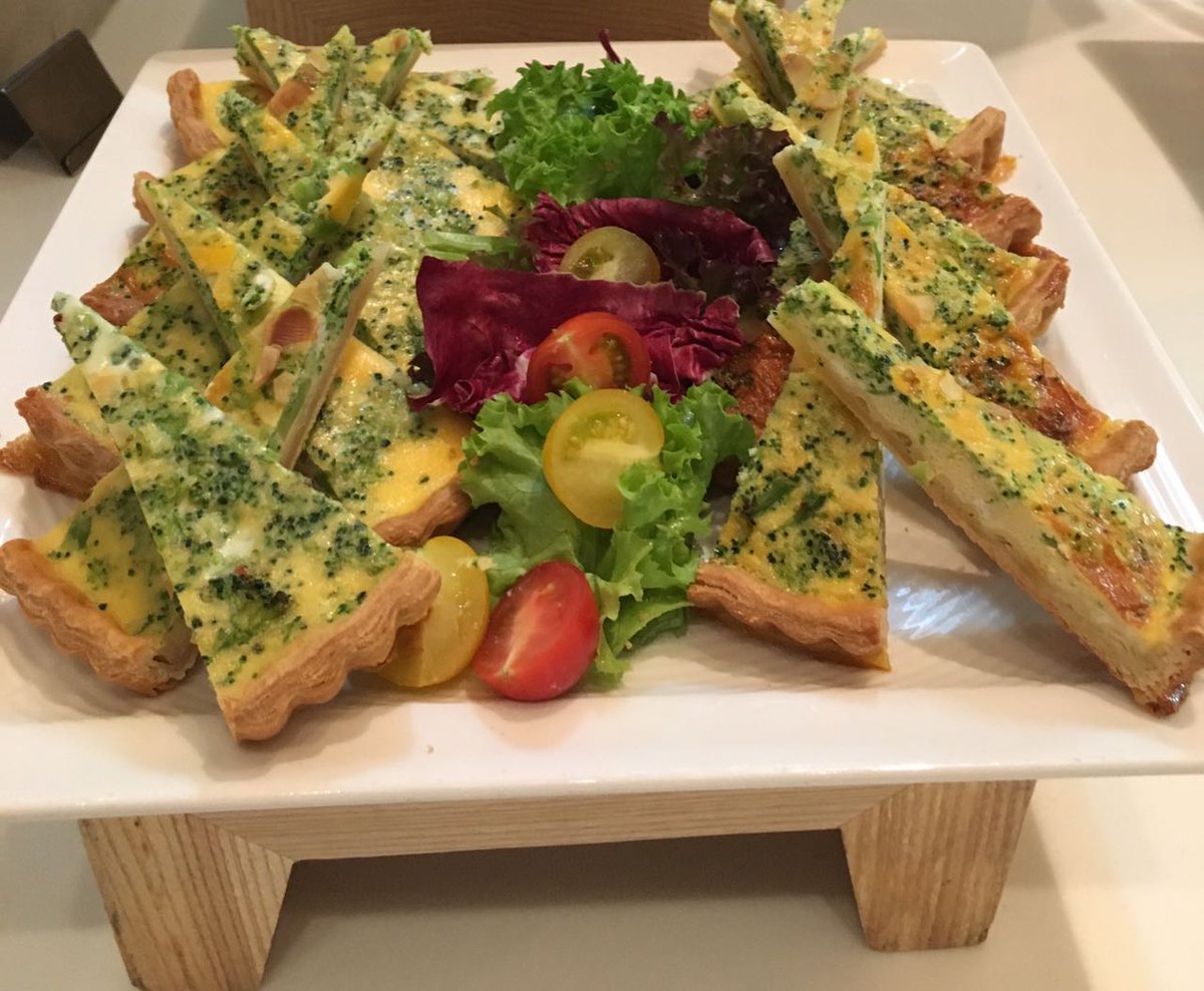chefghadacooks's tweet photo. Broccoli tart is perfect for sharing! 
https://t.co/7ZR5U38iaJ #dubaichef #dubaicatering #dubaievents #dubaiprivateparties #dubaibusiness https://t.co/6aY0aCT9dW