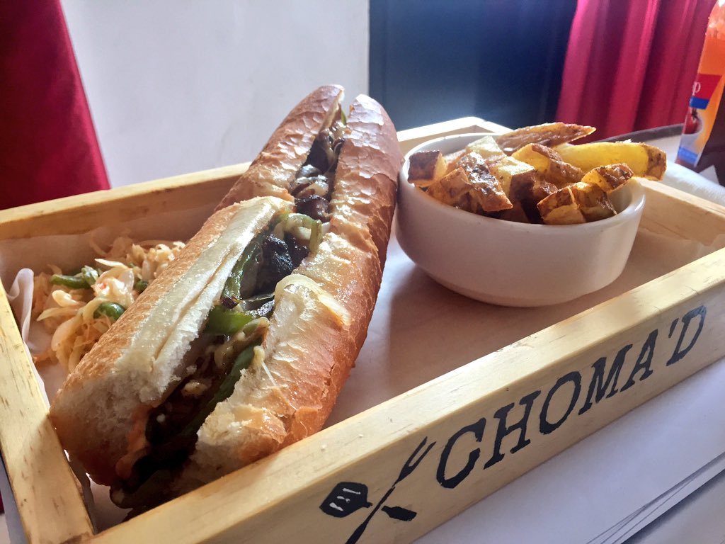 CHOMADrw's tweet photo. Lunch: Philly CheeseSteak || #Lunch #ChomadRW https://t.co/w238xWUDr8