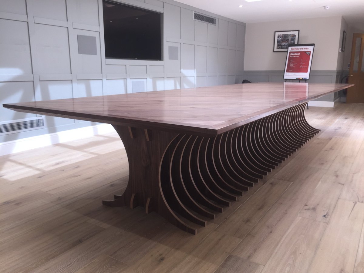 MandevilleWood's tweet photo. Black American Walnut Table finished and delivered to happy customer in Wimborne! #table #boardroom #walnut #executivetable https://t.co/jnKbj0DwR1