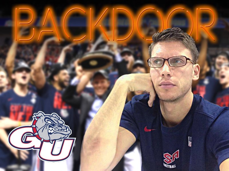backdoor_pod's tweet photo. ONLINE!@RickFois racconta la stagione @ZagMBB dal camp nel bosco al match vs @UNC_Basketball
PS:c'è @FullCourtClip
https://t.co/vGSUBVUFWw https://t.co/jm25uH3LGM
