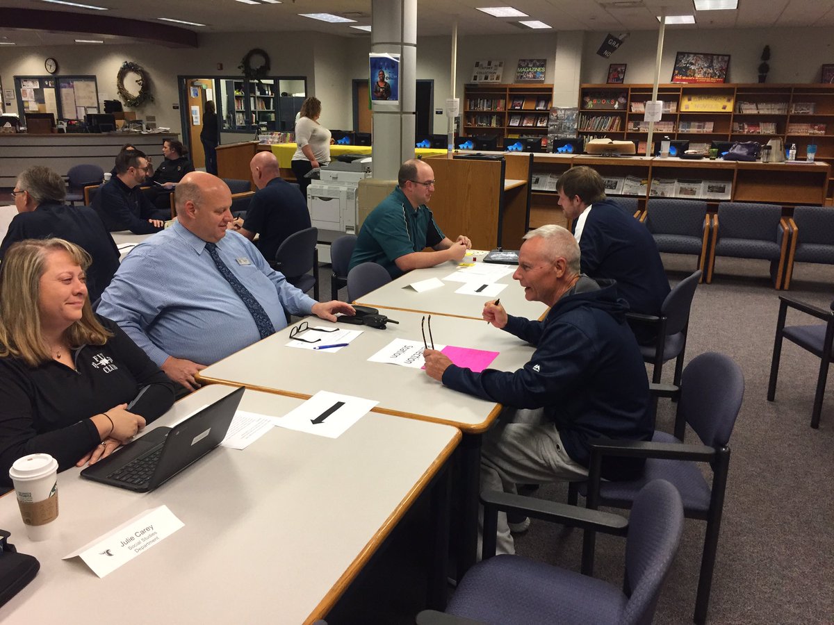 PMHSPD's tweet photo. Speed dating PD! https://t.co/Qtz4sTjadv