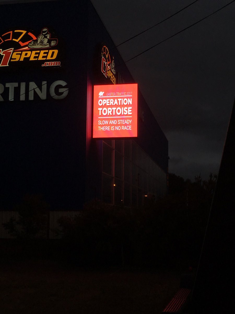 c1speed's tweet photo. @c1speed #nswpolice @nswpolice @c1speed is doing its bit to assist to spread the message on our big screen on the princes highway https://t.co/f9cDId9sTq