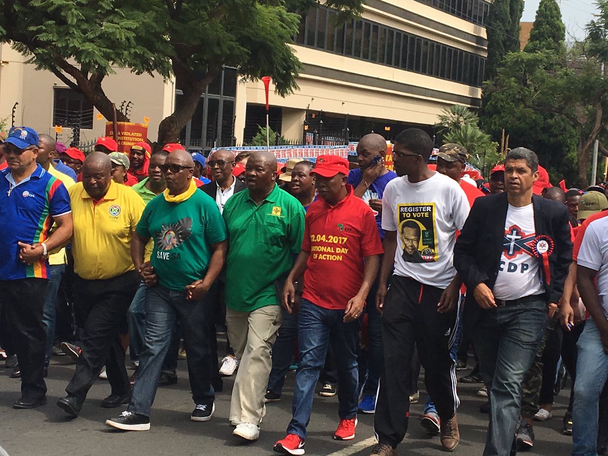 GarethCliff's tweet image. Proud of these gents. Set aside petty differences for a strategic alliance on the side of citizens. Viva!