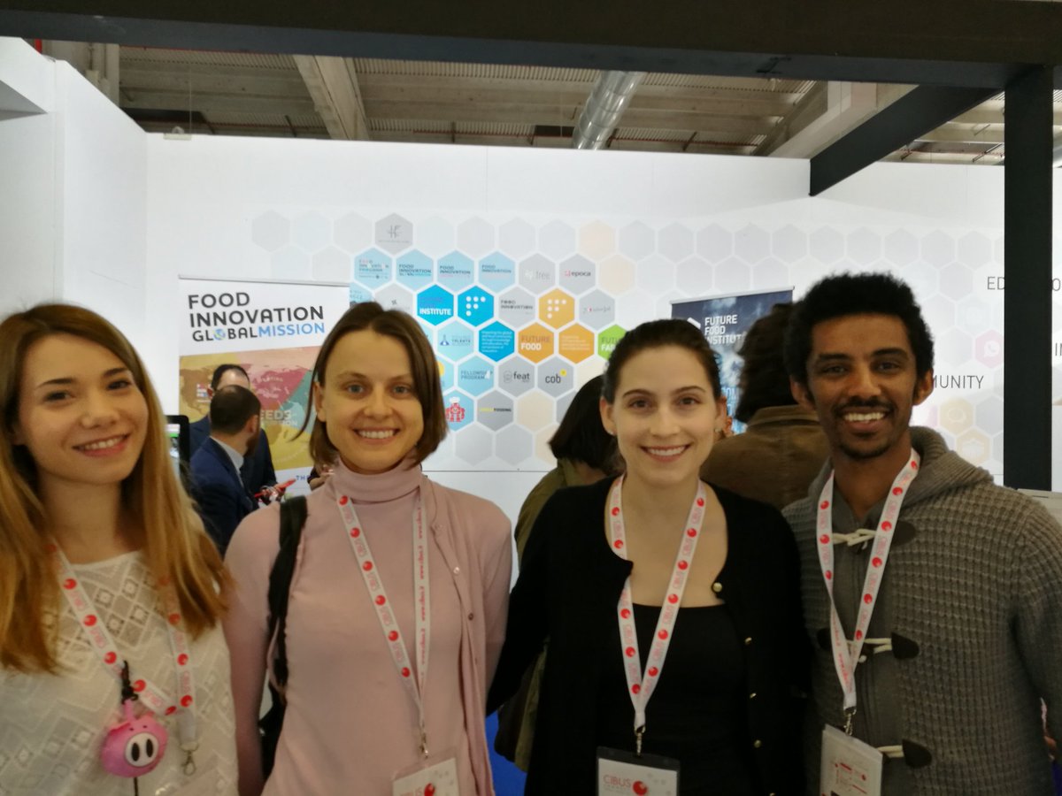 Foodinpro's tweet photo. .@CibusParma is the perfect place for our students to discover new incredible #foodrealities and #foodheroes! Let's go fippers! #cibus https://t.co/NdSggh7Z1p