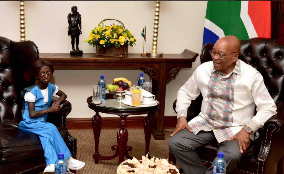 City_Press's tweet photo. #RIPOntlametse Zuma to honour housing promise he made to Ontlametse https://t.co/uEO2vjs1vY https://t.co/S6TqLyZodq