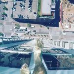 「ヒューストン」w地上152mの高さにある底が透明なプール!