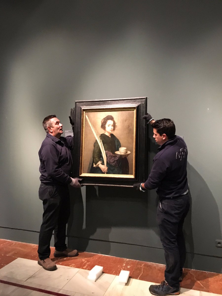 VelMurSev's tweet photo. Momentos del desmontaje de "Velázquez. Murillo. Sevilla" https://t.co/mIm6jk5OTM