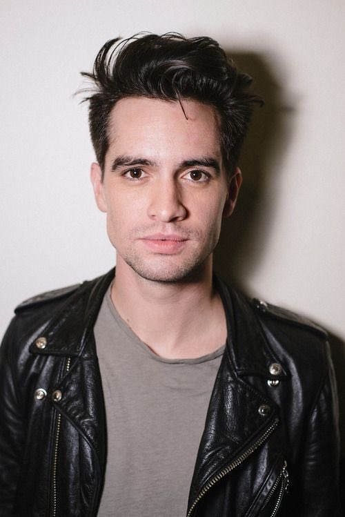 Happy birthday to brendon urie aka the   loml. 