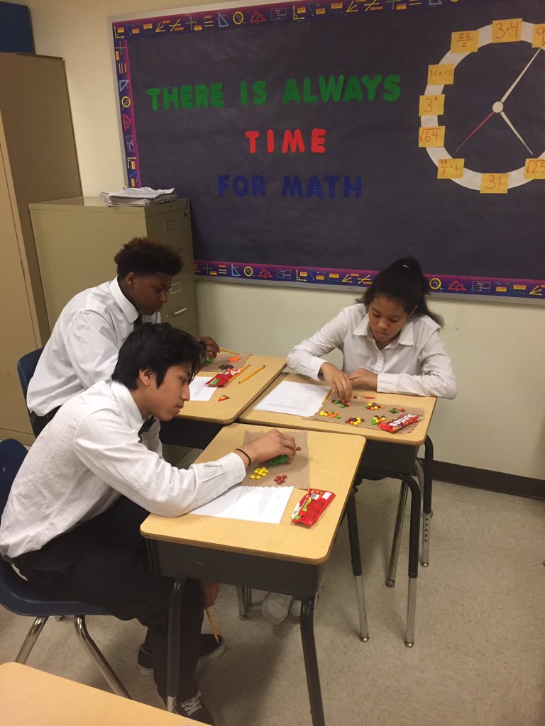 EntAcad's tweet image. EA students working hard to determine the probability of choosing their favorite color skittle from a bag #tastetheprobability #nnpsproud