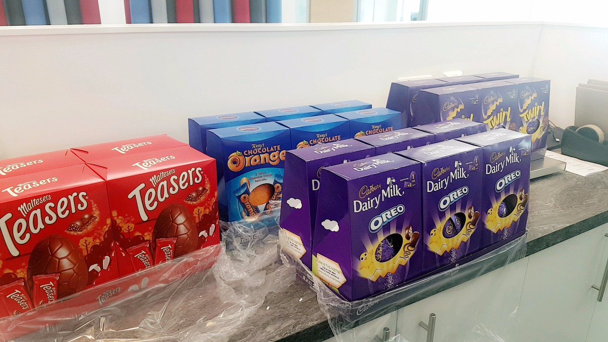 ROCKWOOLUK's tweet photo. The ROCKWOOL Easter Bunny has dropped off an exciting treat for the office #Easter #ChocolateEggs #WhichOneToPick ๐ซ https://t.co/vQI4NGz7eR
