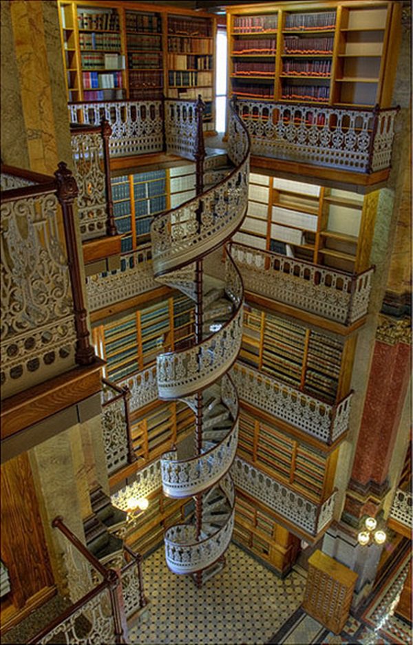 sobore's tweet photo. The art of the Incredible staircase! https://t.co/ExcfmDNqul